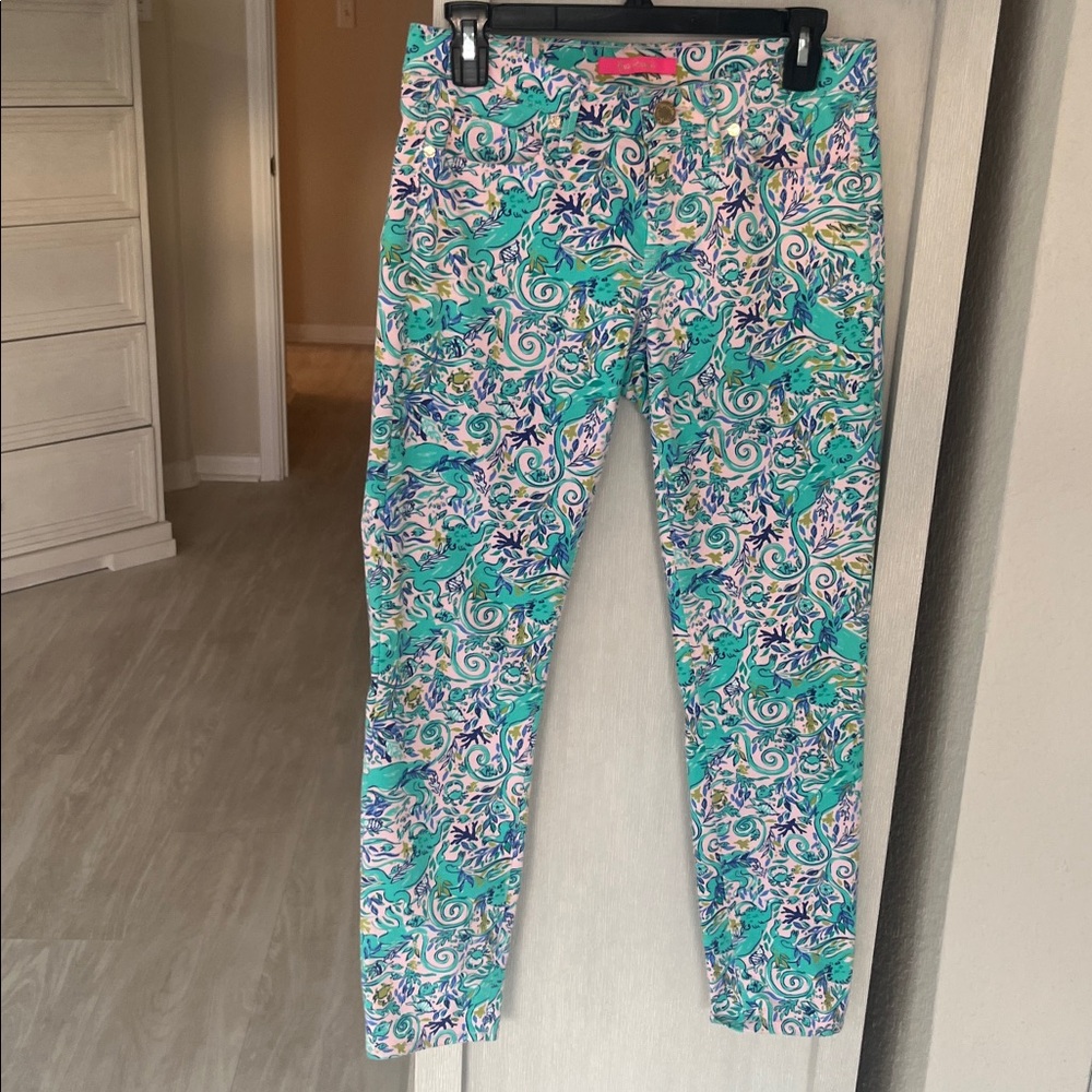 Lilly Pulitzer South Ocean Skinny Crop Jean in‎ Melon Fig Tint Monkey - like new